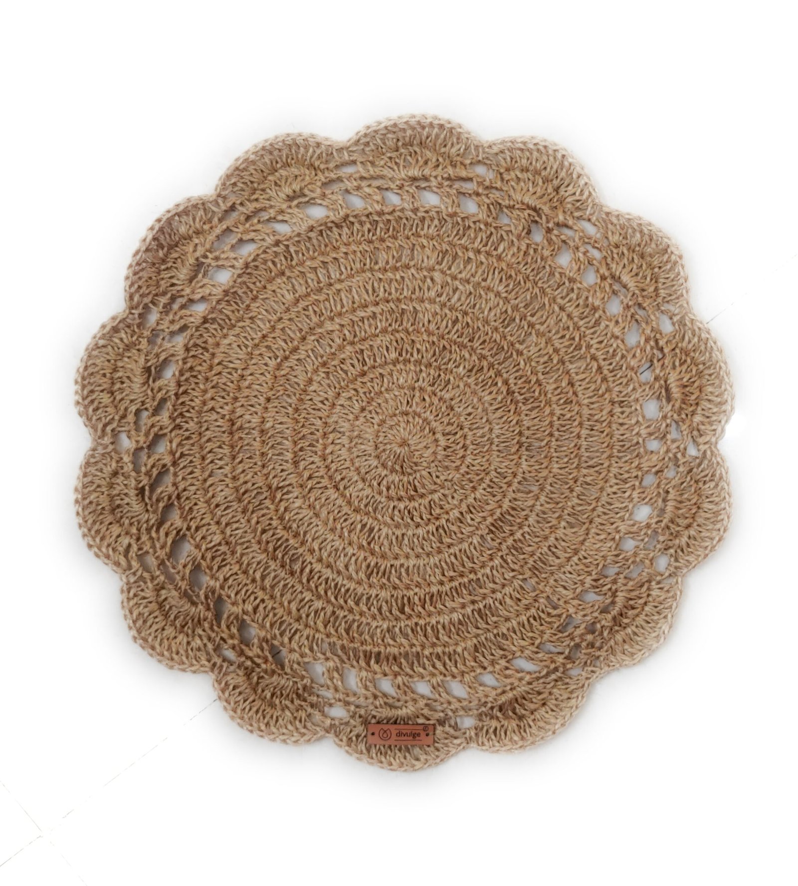 Divulge crochet roundtable mat